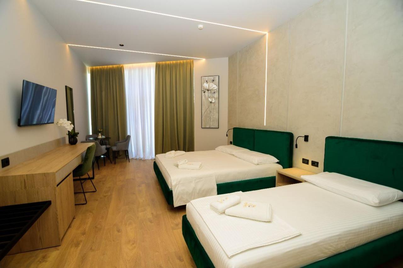 Hotel Zeneli Vlorë Εξωτερικό φωτογραφία