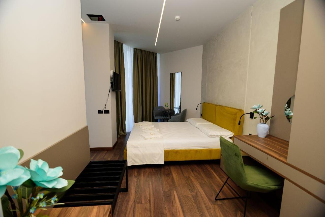 Hotel Zeneli Vlorë Εξωτερικό φωτογραφία