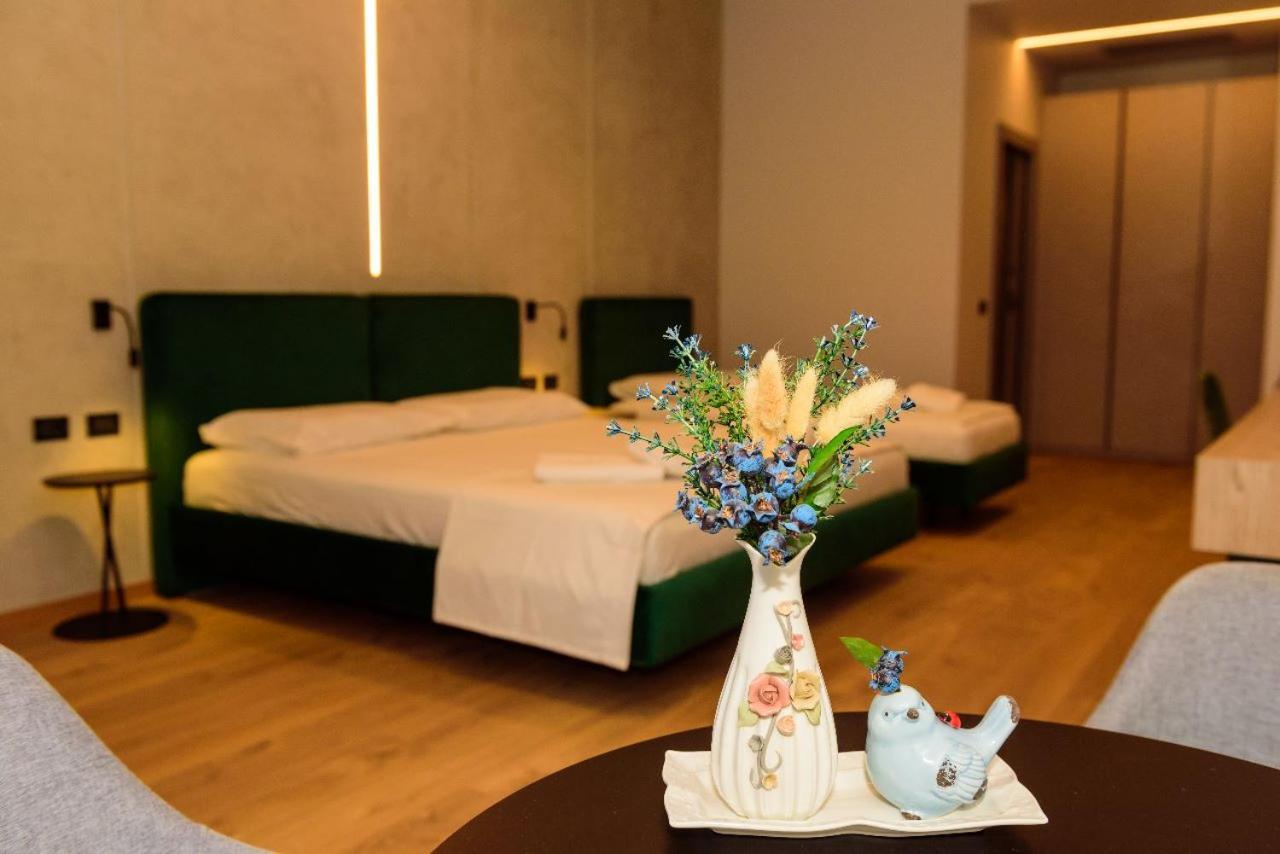 Hotel Zeneli Vlorë Εξωτερικό φωτογραφία