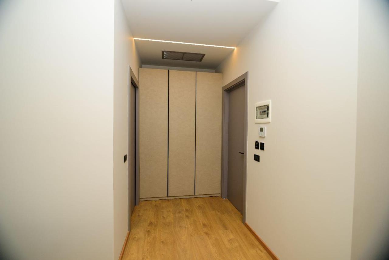 Hotel Zeneli Vlorë Εξωτερικό φωτογραφία